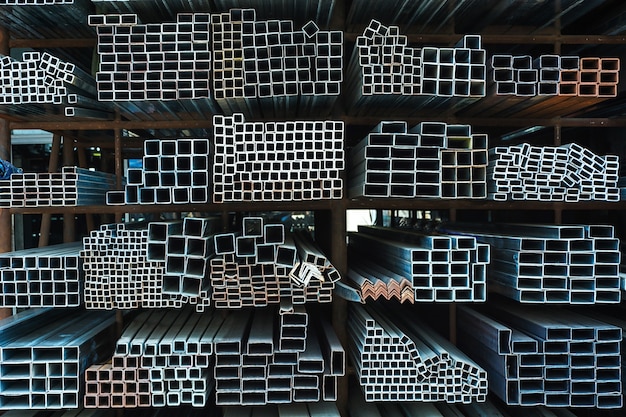 Magazyn dużych fabryk stali