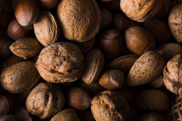 Bezpłatne zdjęcie makro organiczna mieszanka orzechów