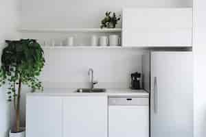 Bezpłatne zdjęcie mała przestrzeń kuchenna o nowoczesnym designie