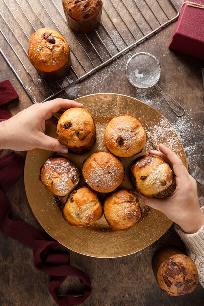 Martwa natura pyszna kompozycja panettone