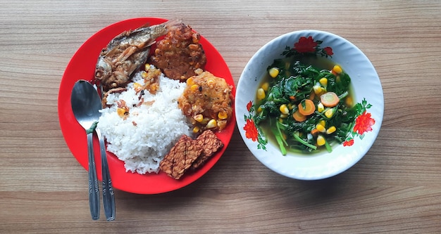 Menu zdrowego odżywiania w stylu indonezyjskim