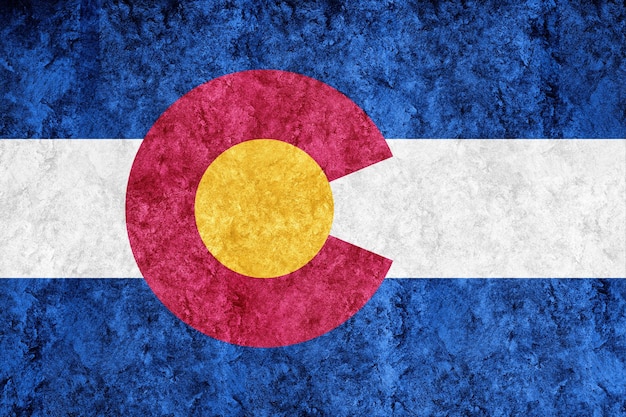 Metaliczna flaga stanu Kolorado, tło flagi Kolorado Metaliczna tekstura