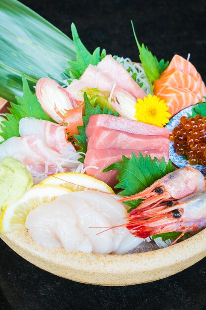 Mieszane sashimi