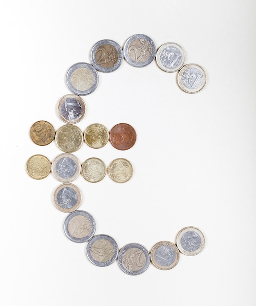 Monety tworzące znak euro