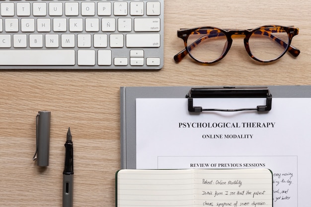 Najwyższy widok na koncepcję psychologa online