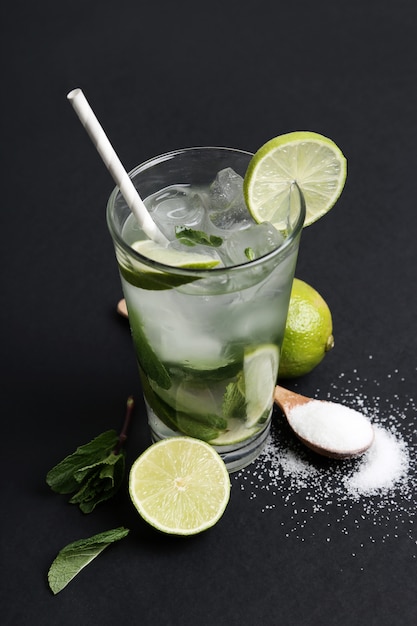 Napój alkoholowy Mojito