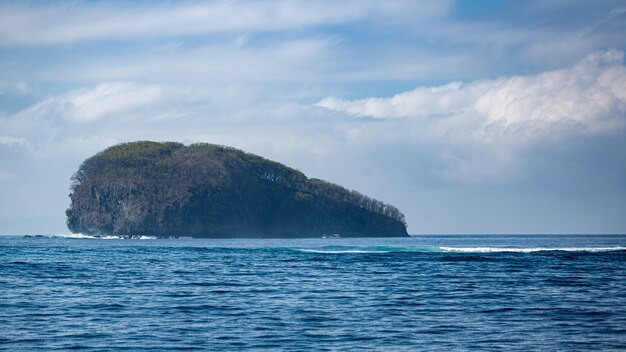 Niesamowity widok na ocean. Bali.