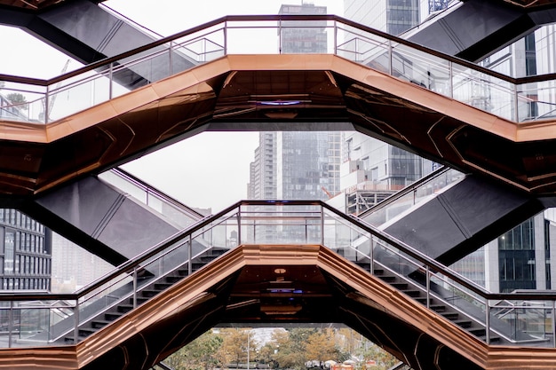 Nowy Jork, Nowy Jork, Usa - 20 Października 2020: The Vessel, Schody Hudson Yards (zaprojektowane Przez Architekta Thomasa Heatherwicka) Midtown Manhattan West