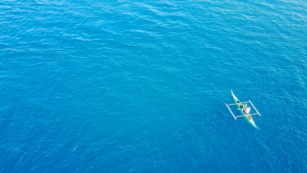 Ocean zachód słońca styl życia sport wodny