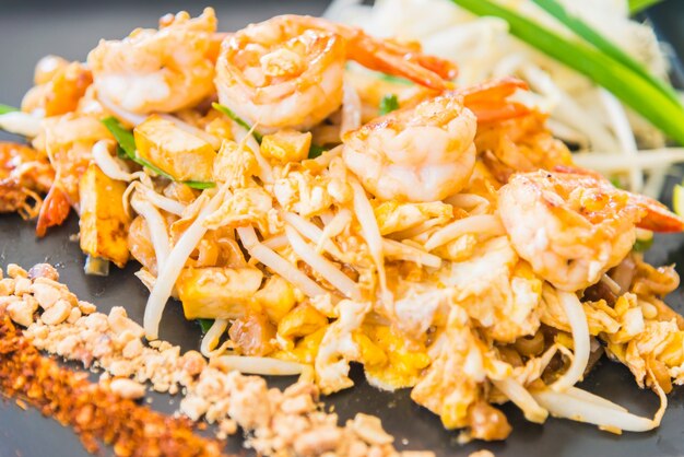 Pad thai