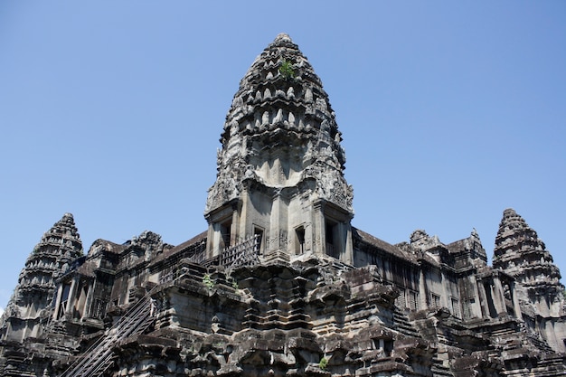 Bezpłatne zdjęcie pałace anckor, siem reap, camboda. piękny raj.