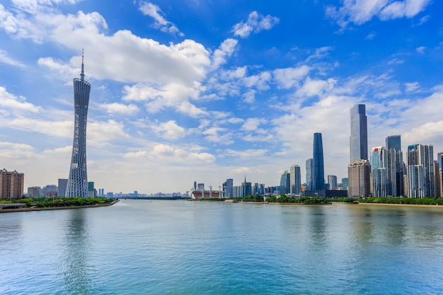 Panorama rzeki skyline chiński ramki