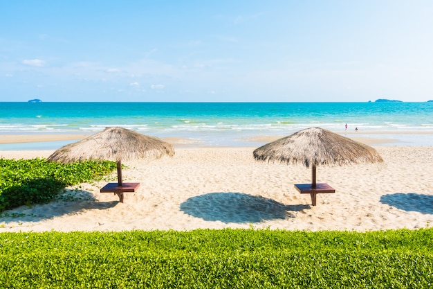 Parasol na plaży