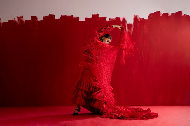 Pasjonatka i elegancka tancerka flamenco