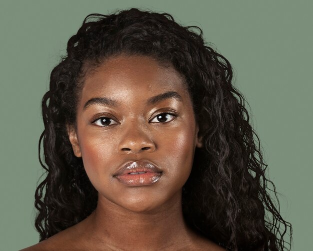 Piękna afrykańska kobieta, portret twarzy z bliska