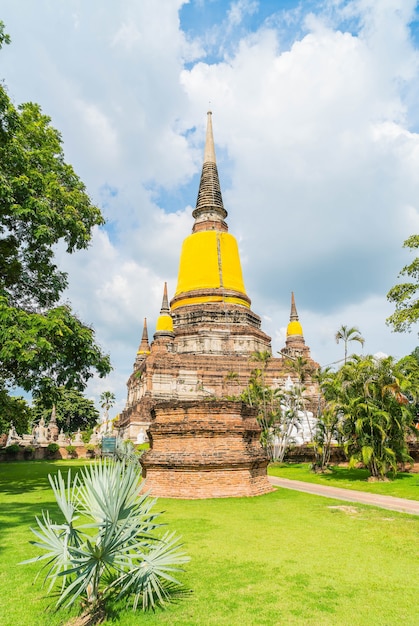 Bezpłatne zdjęcie piękna architektura zabytkowej ayutthaya w tajlandii