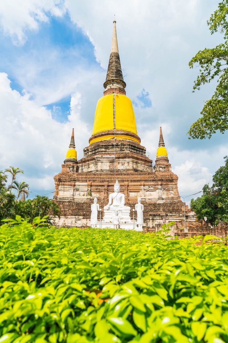 Bezpłatny plik Zdjęcie piękna architektura zabytkowej ayutthaya w tajlandii