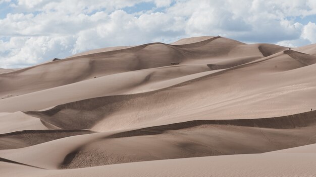 Piękne zdjęcie wydm w Parku Narodowym Great Sand Dunes, USA