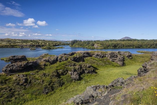 Piękny park Myvatn i jego jeziora, Islandia