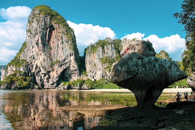 Piękny Widok Na Plażę Phra Nang W Tajlandii?