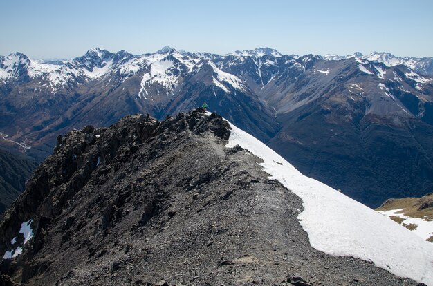 Piękny widok na szczyt Avalanche, Przełęcz Artura, Nowa Zelandia