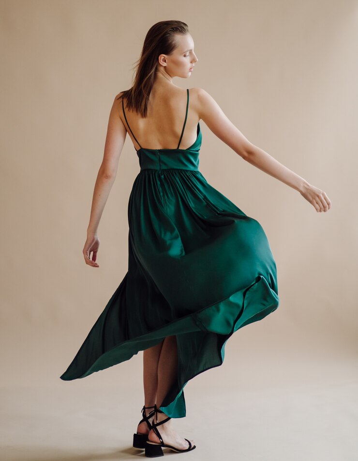 Bezpłatny plik Zdjęcie portret młodej, eleganckiej kobiety
