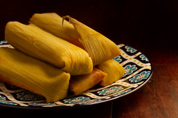 Pyszny tradycyjny asortyment tamales