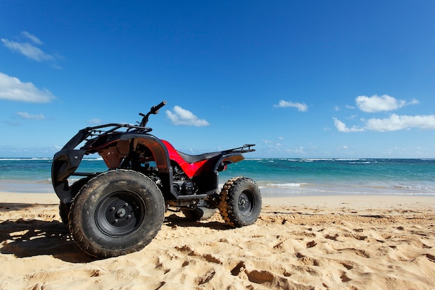 Quad na plaży