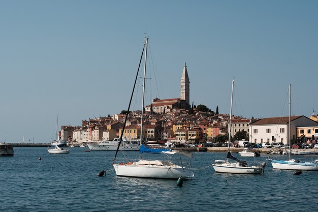 Rovinj lato na wybrzeżu Chorwacji