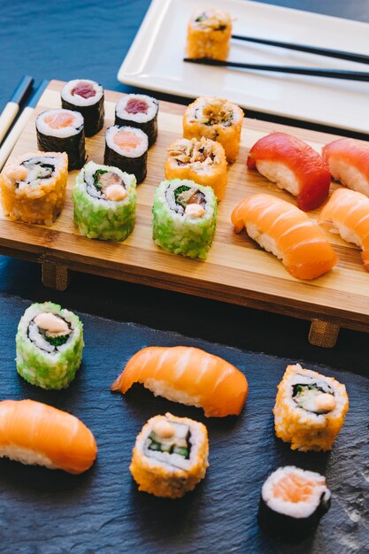 Różne rodzaje sushi