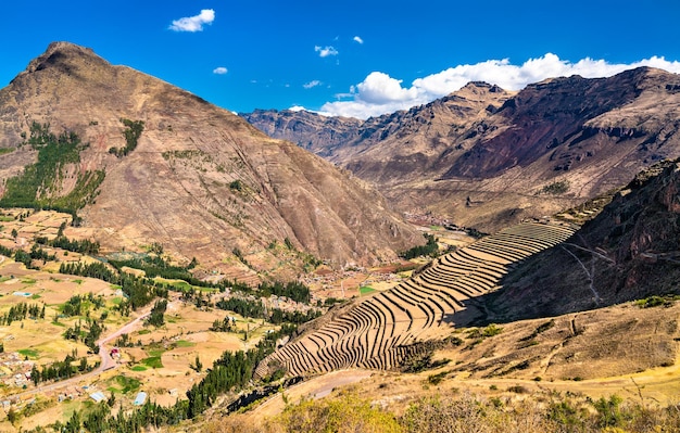 Ruiny Inków W Pisac W Peru Premium Zdjęcia
