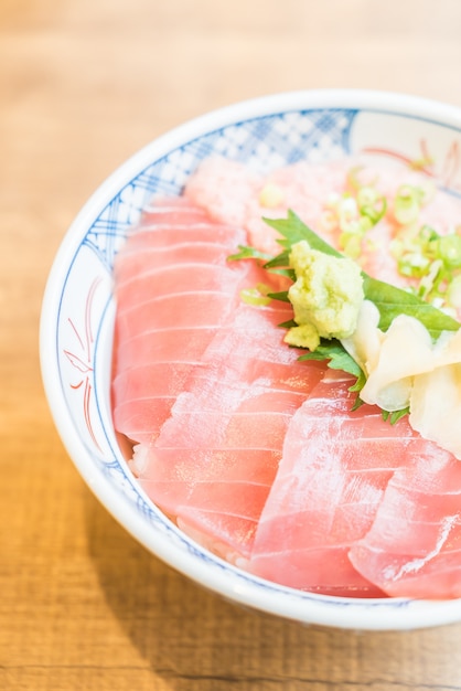 sashimi owoce morza świeży tuńczyk tło