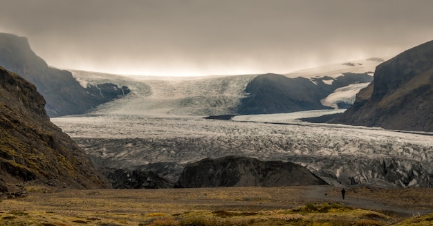 Skaftafell w ciągu dnia w Skaftafell na Islandii