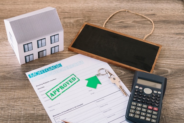 Skomponowana umowa o kredyt hipoteczny na stanowisku agenta
