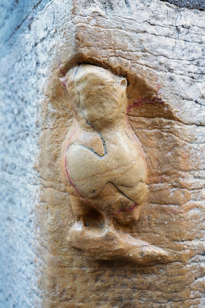 Bezpłatne zdjęcie słynna rzeźba sowy na notredamededijon