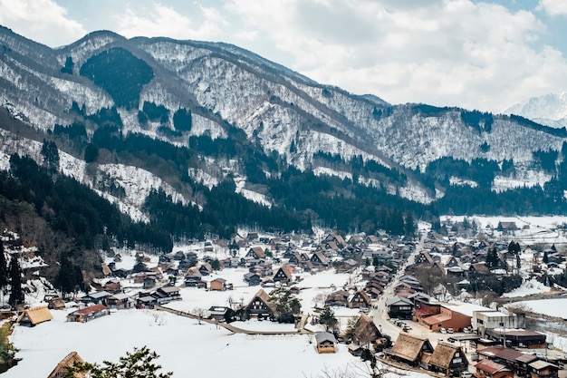 śnieżna wioska w Shirakawago