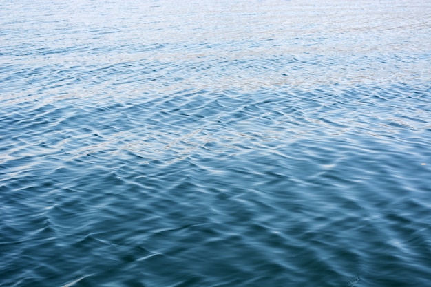 Spokojne wody morskiej