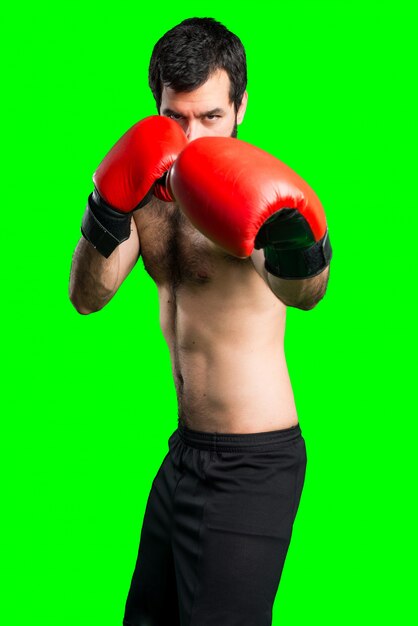 Sportman z rękawiczek bokserskich
