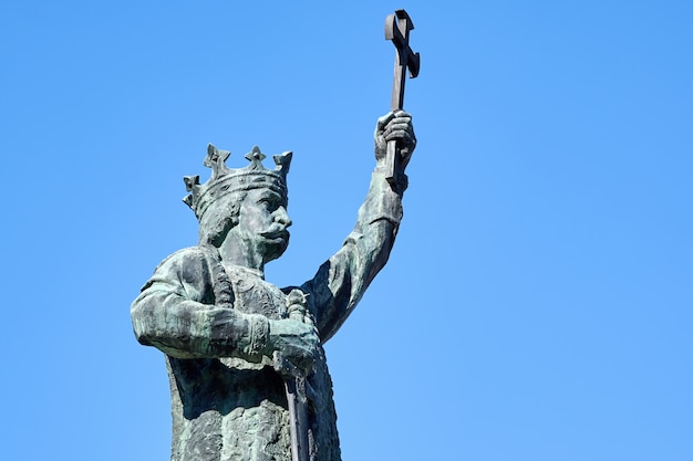 Bezpłatne zdjęcie stephen wielka statua w kiszyniowie, mołdawia