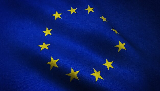 Strzał zbliżenie realistyczne macha flagą Europy z ciekawymi teksturami