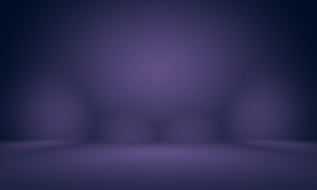 Bezpłatne zdjęcie studio background concept streszczenie puste światło gradientowe fioletowe tło pokoju studyjnego dla produktu