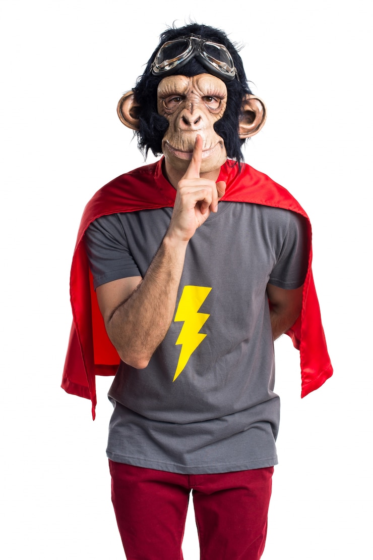 Bezpłatny plik Zdjęcie superhero małpa człowiek czyni gest ciszy