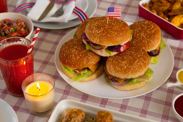 Święto pracy w USA z burgerami