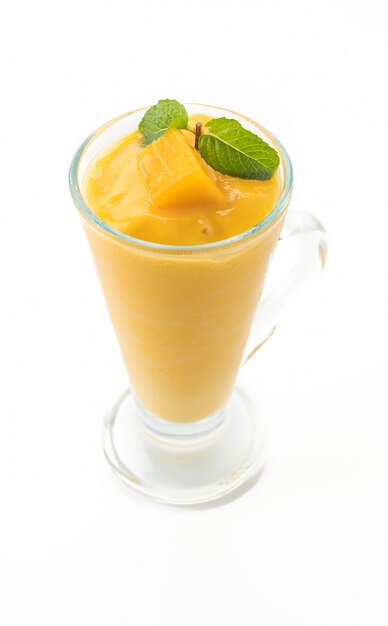 Świeża mango smoothie