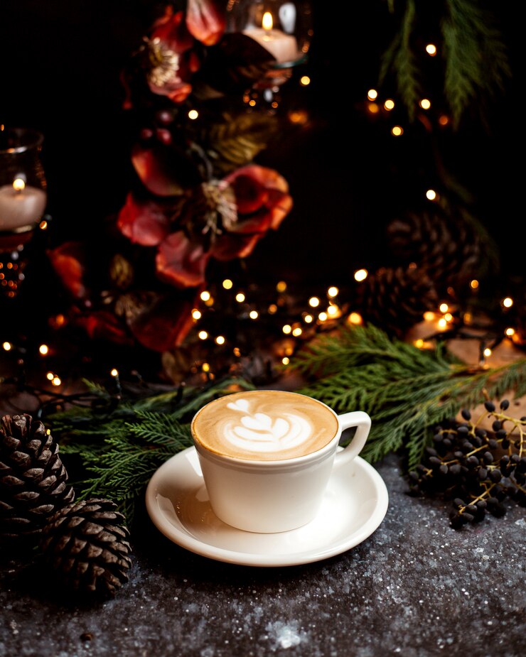 Bezpłatny plik Zdjęcie szklanka cappuccino na stole
