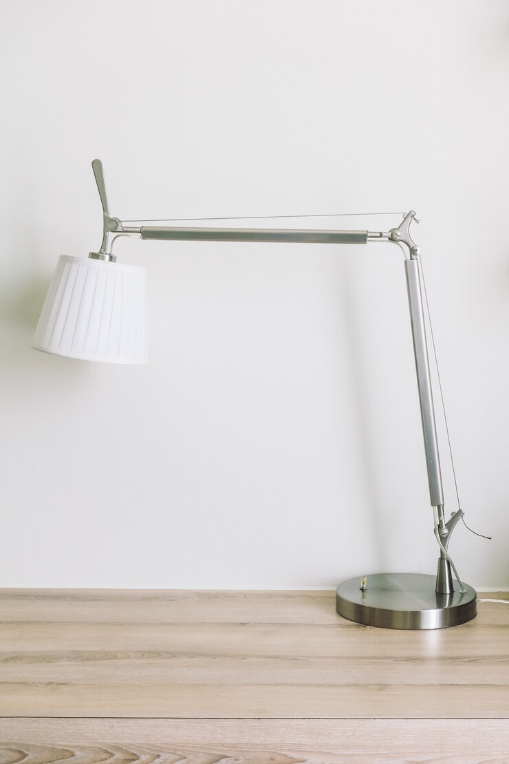 Bezpłatny plik Zdjęcie tabela lampka