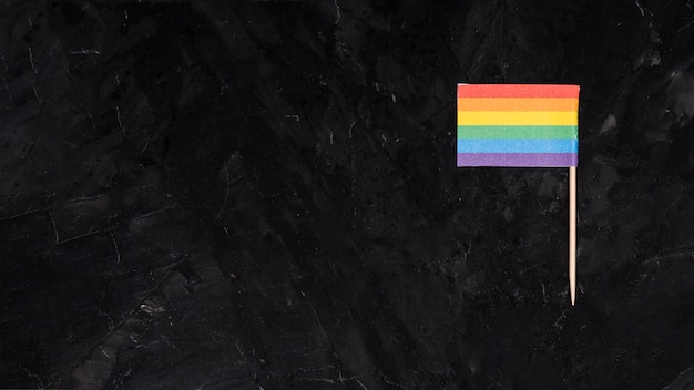 Tęcza flaga LGBT na czarnym tle