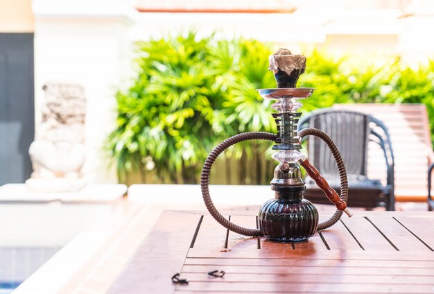 tradycyjne arabskie shisha pipe hookah