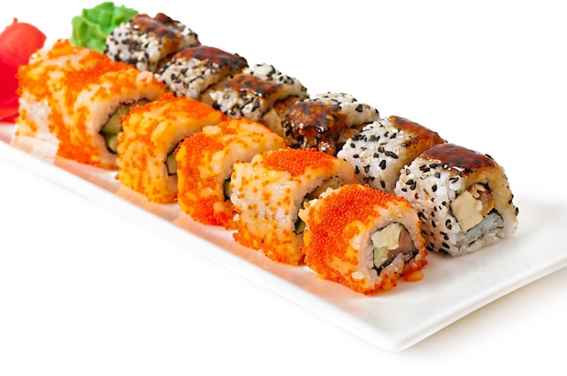Tradycyjne świeże Japońskie Rolki Sushi