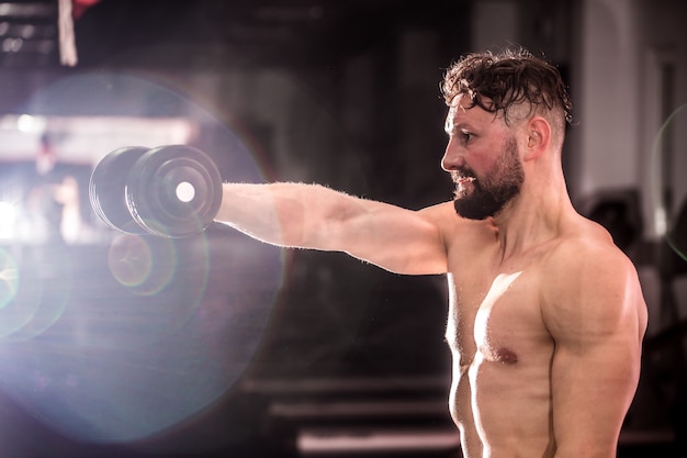 Trening Cross Fit Na Siłowni